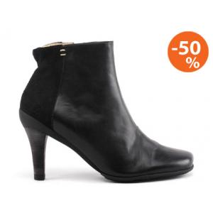 Capricorn Black