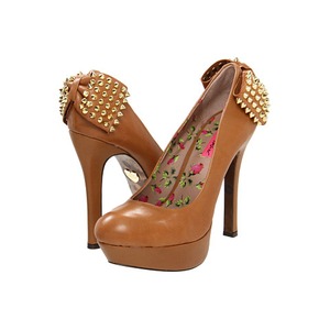 Betsey Johnson Zingerr